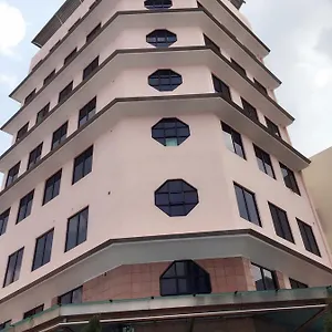 Otel Golden Star, Singapur