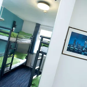 https://yha-london-thameside.brighton-hotels-england.com