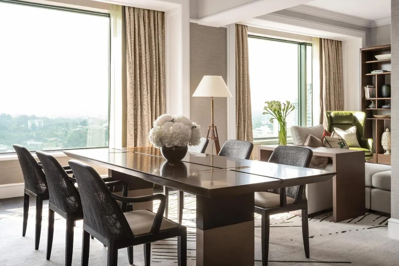 Four Seasons Hotel Singapore