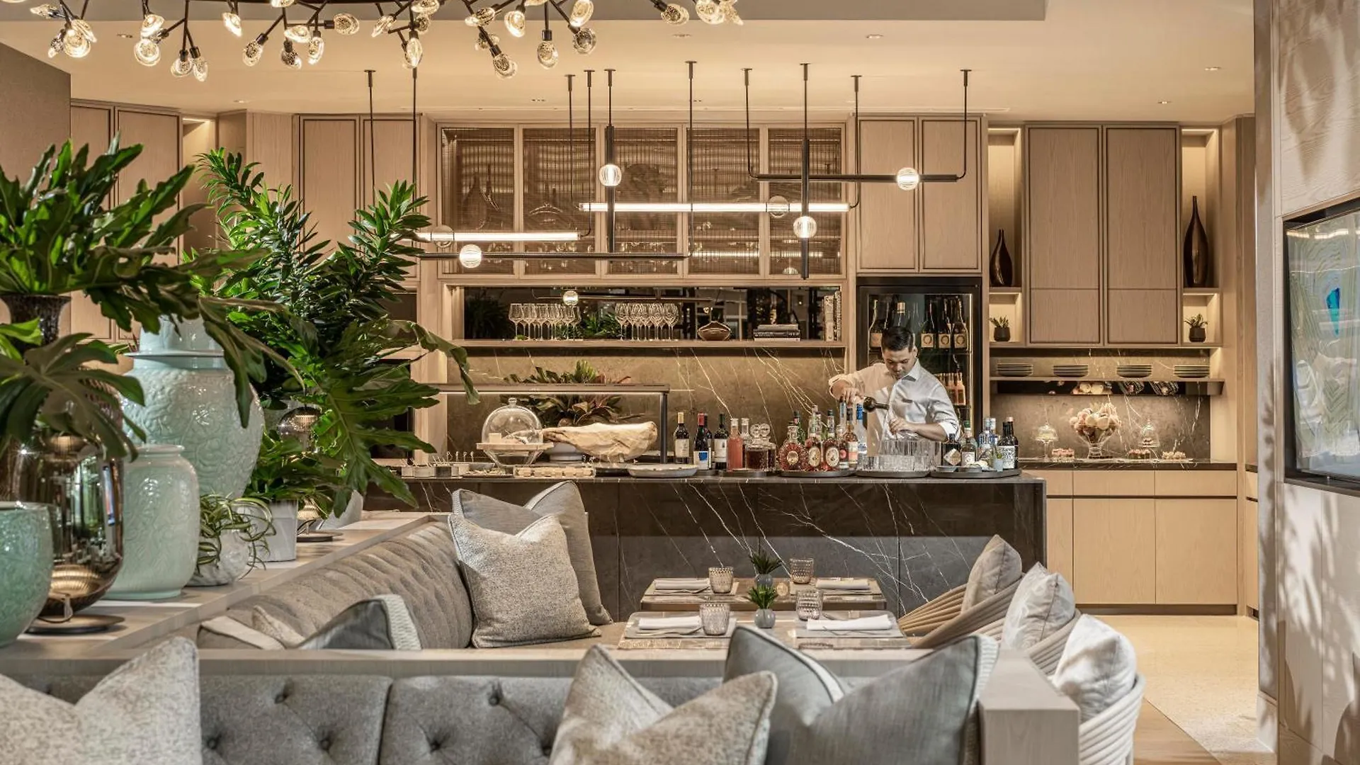 Four Seasons Hotel Singapore